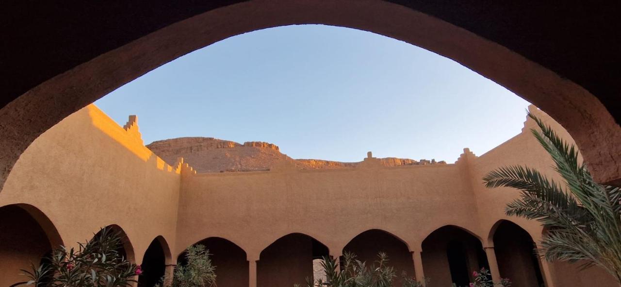 Riad Nomad Foum Mharech エクステリア 写真